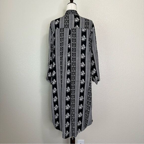 Angie Boho Black White Floral Cover Up Kimono Cardigan - Picture 7 of 12